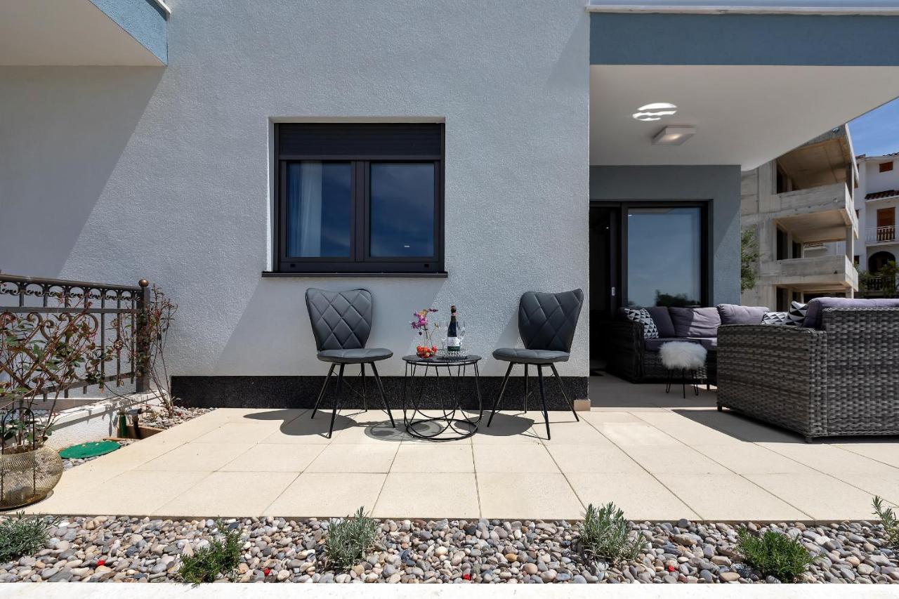 Apartment Luxury Promajna